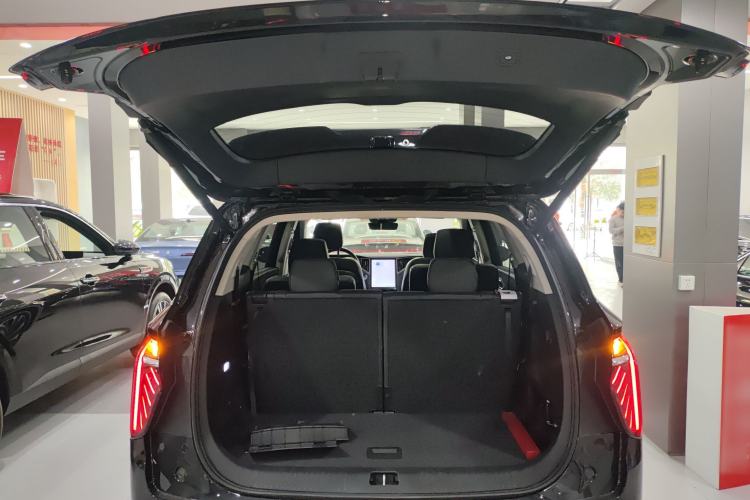 Used Hongqi HS7 PHEV 2024 2.0T PHEV Four-Wheel Drive Flagship Edition 6 Seats Trunk