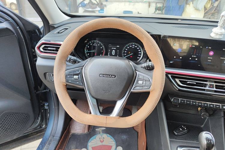 Used CHANGAN OSHAN X5 2021 Revised Version 1.6L Manual Luxury Edition
