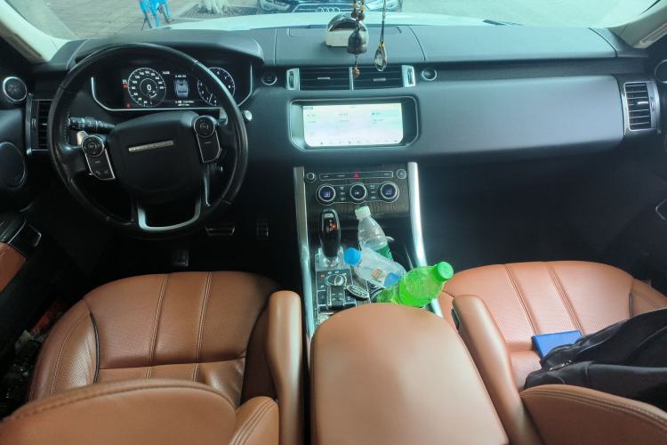 Used Land Rover Range Sport 2017 3.0 SC V6 HSE DYNAMIC Center Console