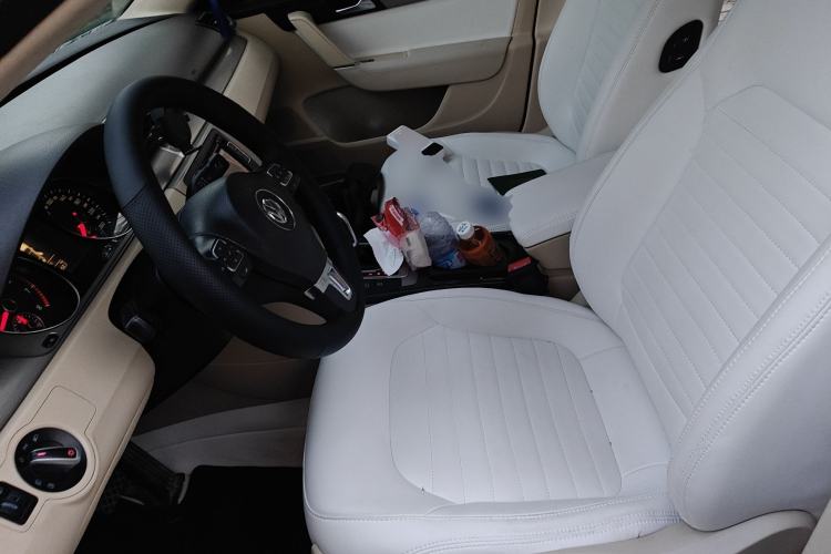 Used Volkswagen Magotan 2011 1.8TSI DSG Comfort Model Left Front Seat