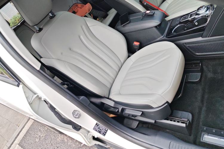 Used Ford Escape 2020 EcoBoost 245 Two-Wheel-Drive Comfort Edition