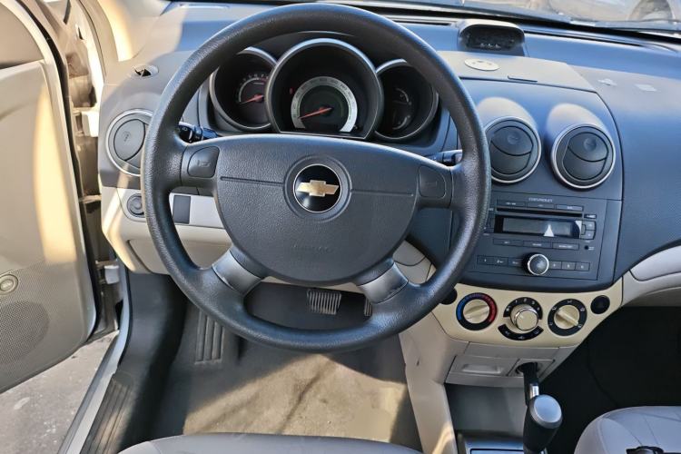 Used Chevrolet Lova 2010 1.4 AT Fashion Edition
