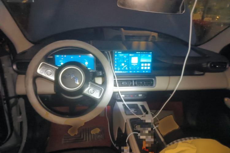 Used Wuling Bingo PLUS 2024 330 km Range Five-Seater Version