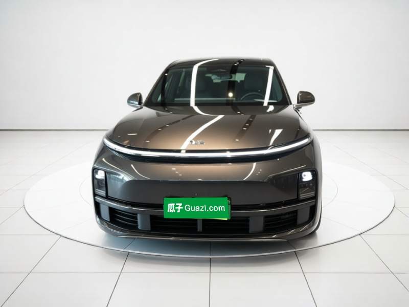 Used Li Auto L8 2023 Pro Model — 2