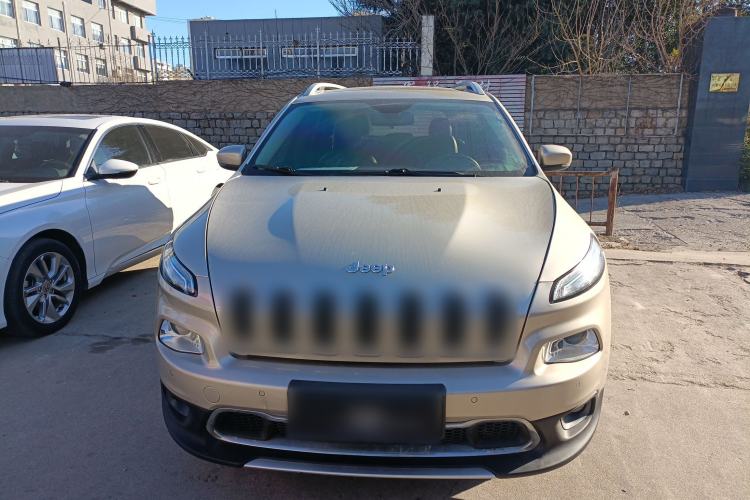 Used Jeep Cherokee 2016 2.0L Leading Edition
