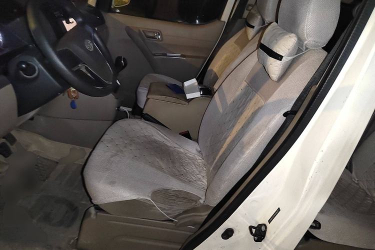 Used GAC Gonow Starry 2013 1.5L Seven-Seater Luxury Model