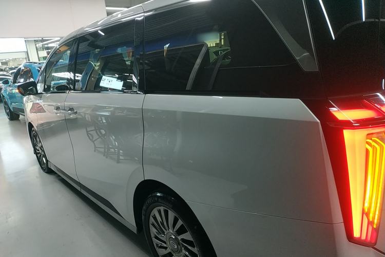 Used GAC Trumpchi M8 2023 Zongshi Series 400T Flagship Edition