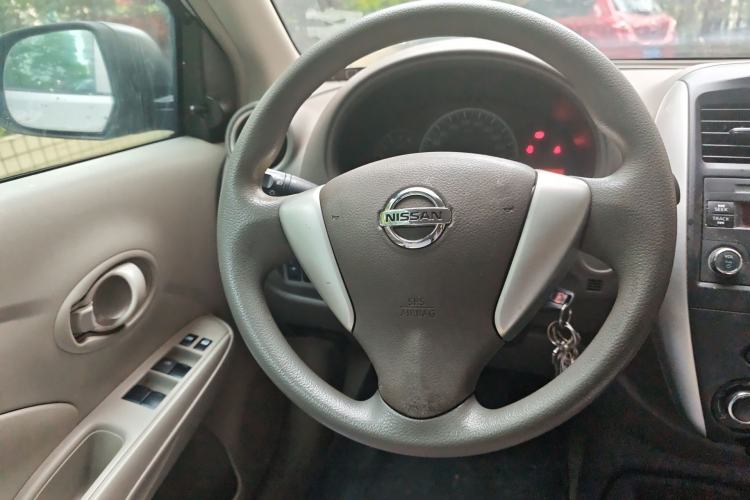 Used Nissan Sunny 2015 1.5XE Manual Comfort Edition Steering Wheel