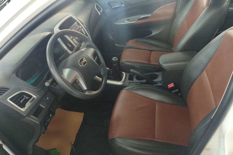 Used BYD F3 2015 Energy-Saving Edition 1.5L Manual Luxury Model Left Front Seat