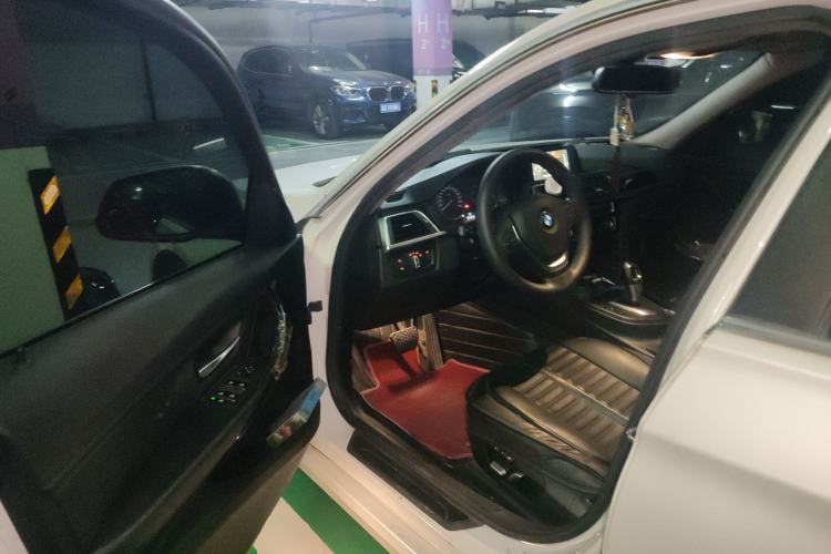 Used BMW 3 Series 2017 318Li Fashion Model
