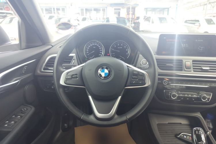 Used BMW 1 Series 2020 120i Fashion Model Steering Wheel