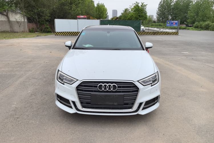 Used Audi A3 2018 30th Anniversary Edition Sportback 35 TFSI Fashion Model
