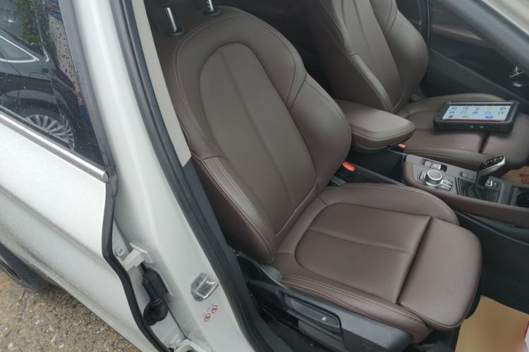 Used BMW X1 2021 Restyled sDrive20Li Fashion Version Right Front Seat