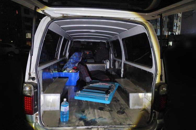 Used Jinbei Hiace 2014 2.0L 5th Generation Kuaiyunwang Business Version 4G21B Trunk