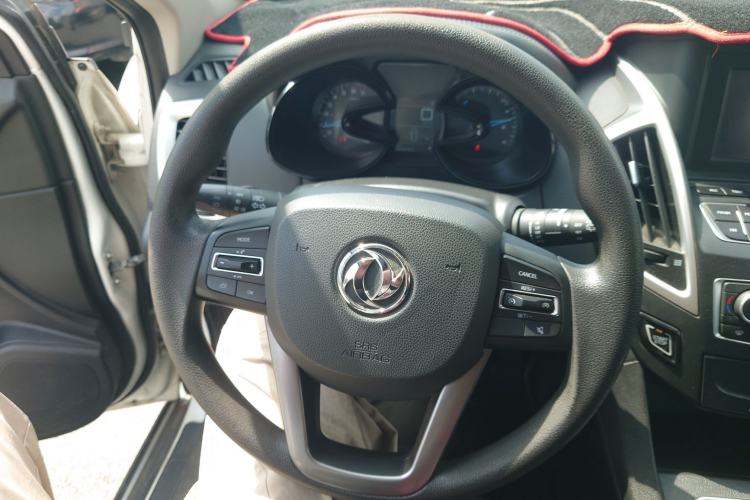 Used Dongfeng Aeolus AX7 2016 1.4T Manual Zhuyue Model Steering Wheel