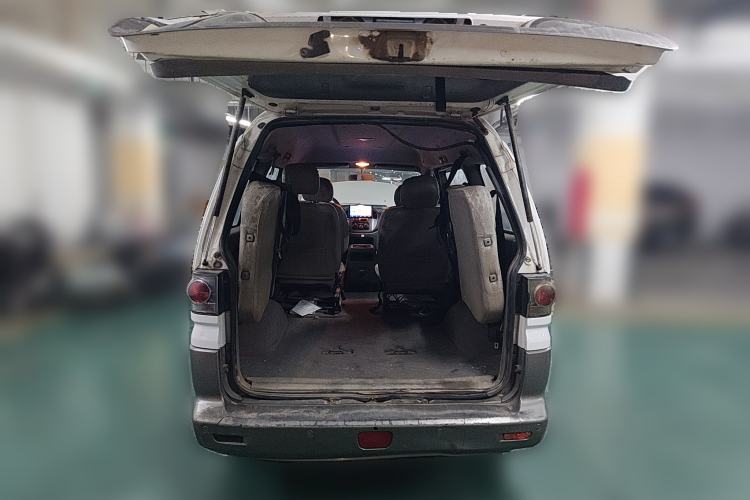 Used FORTHING Lingzhi 2013 M3 1.6L 7-Seater Comfort Model