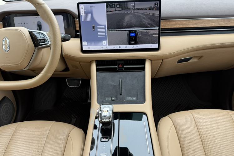 Used Hima AITO M7 2024 1.5T Intelligent Driving Rear-Drive Max Edition 6 Seats Interior 3