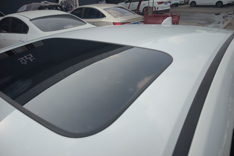 Used Honda Envix 2019 180TURBO CVT Enjoyment Edition China VI Roof