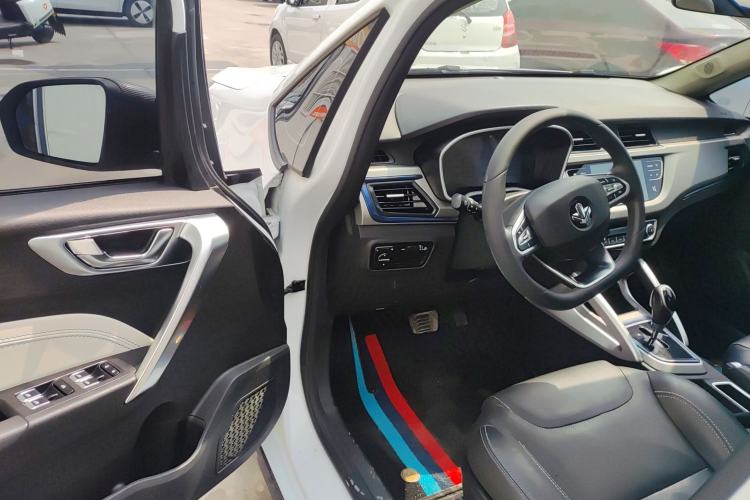 Used Livan Maple 30X 2020 Style Edition
