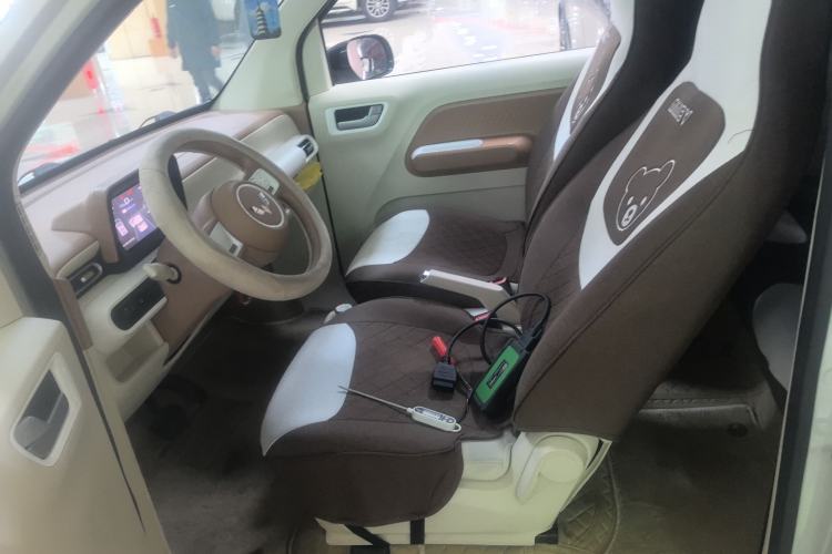 Used Wuling Hongguang MINIEV 2024 3rd Generation 215km Youth Edition Left Rear Seat