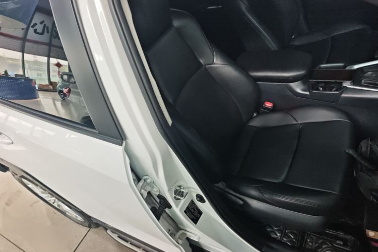 Used Toyota Wildlander 2022 2.0L CVT Two-Wheel Drive Leading Edition Right Front Seat