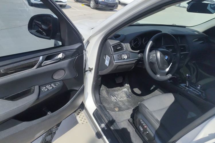 Used BMW X3 2014 xDrive20i Leading Model