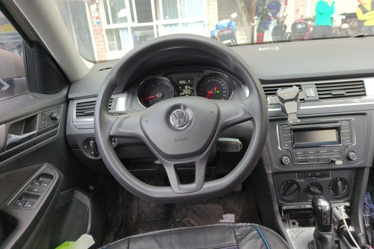 Used Volkswagen Bora 2017 1.6L Automatic Fashion Model
