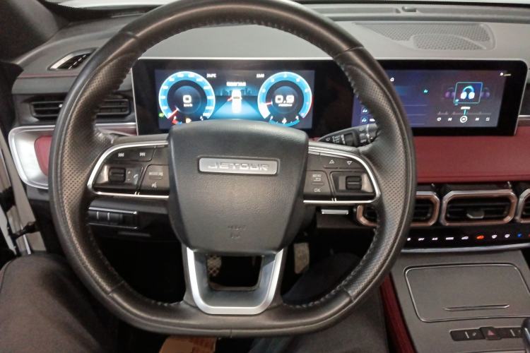 Used JETOUR X70 PLUS 2023 1.5T Manual Self-Reliant 7-Seater