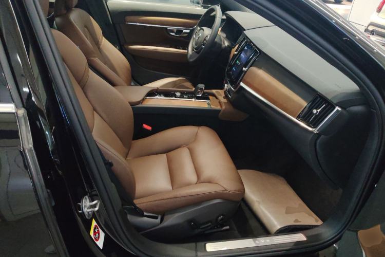 Used Volvo S90 2025 B5 Zhiyi Luxury Edition