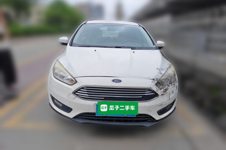 Used Ford Focus 2015 Sedan 1.6L Manual Comfort Model
