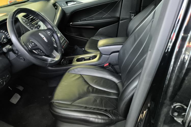 Used Lincoln MKC 2017 2.0T Two-Wheel Drive Deluxe Edition