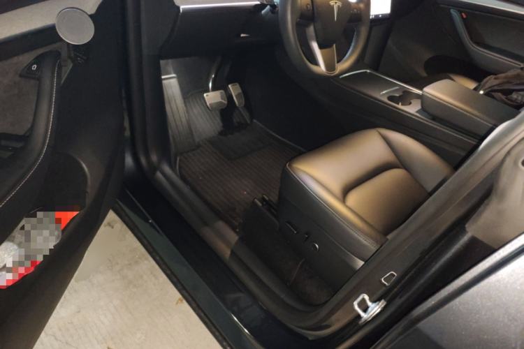 Used Tesla Model Y 2024 Rear-Wheel-Drive Version
