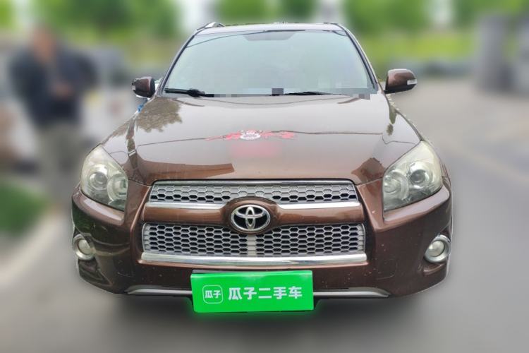 Used Toyota RAV4 2012 Luxurious Edition 2.0L Automatic All-Wheel Drive