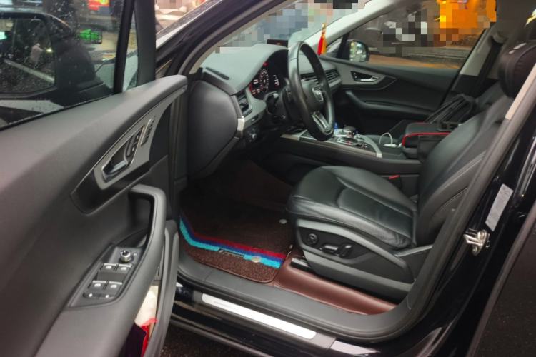 Used Audi Q7 2019 45 TFSI Comfort Model