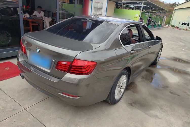 Used BMW 5 Series 2014 525Li Leading Model
