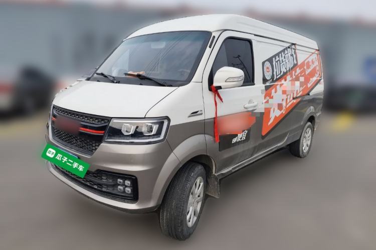 Used Jinbei New Hiace X30L 2024 Wealth Edition Van 2/5 Seats Front-Mounted Air Conditioning