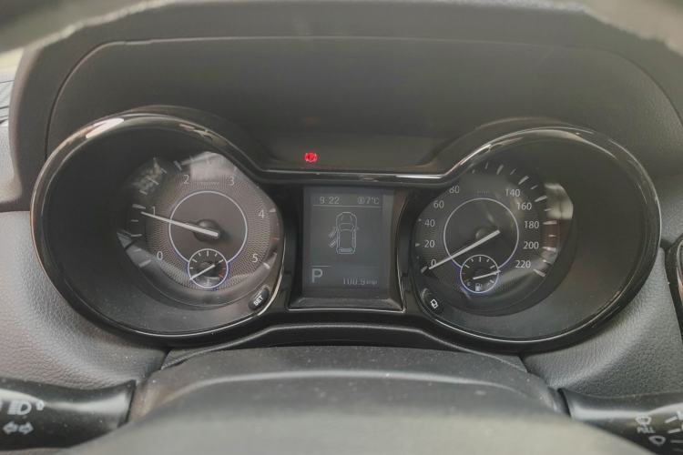 Used JMC Yusheng S350 2017 2.0T Automatic 2WD Diesel Luxury Edition 5 Seats Instrument Cluster