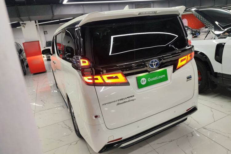 Used Toyota Vellfire 2023 Crown Dual-Engine 2.5L HV Ultimate Edition
