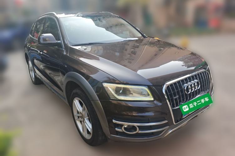 Used Audi Q5 2017 Plus 40 TFSI Technology Model
