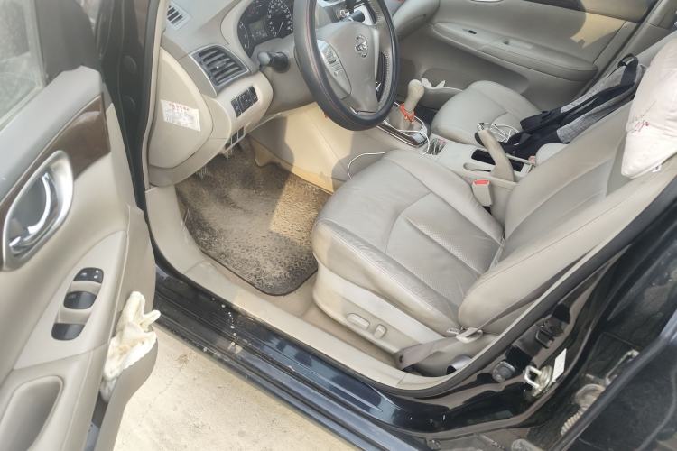 Used Nissan Sylphy 2012 1.6 XL Manual Luxury Edition Left Front Seat