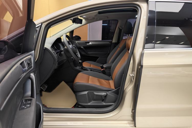 Used Volkswagen Golf Sportsvan 2018 1.6L Automatic Comfort Model