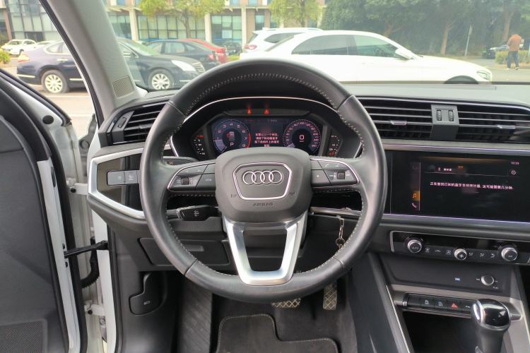Used Audi Q3 2021 35 TFSI Progressive Dynamic Edition