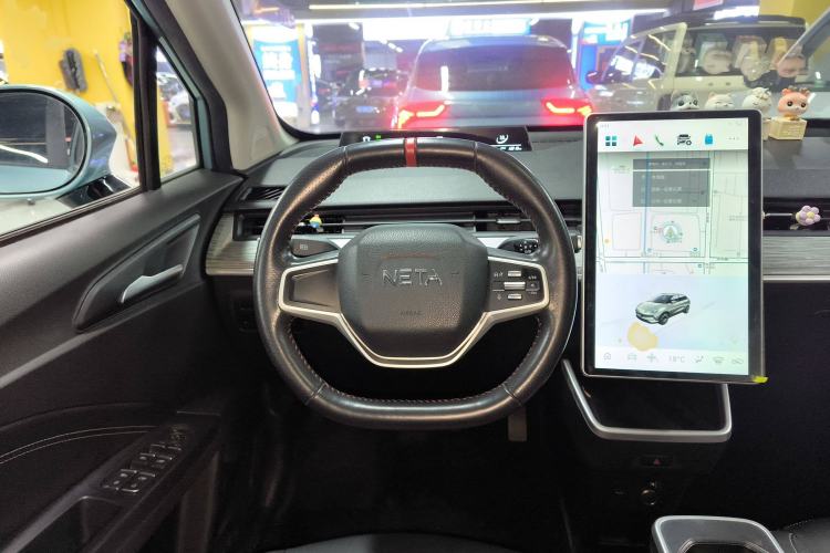 Used NETA V 2022 Chao 300 Lite Lithium Iron Phosphate Steering Wheel