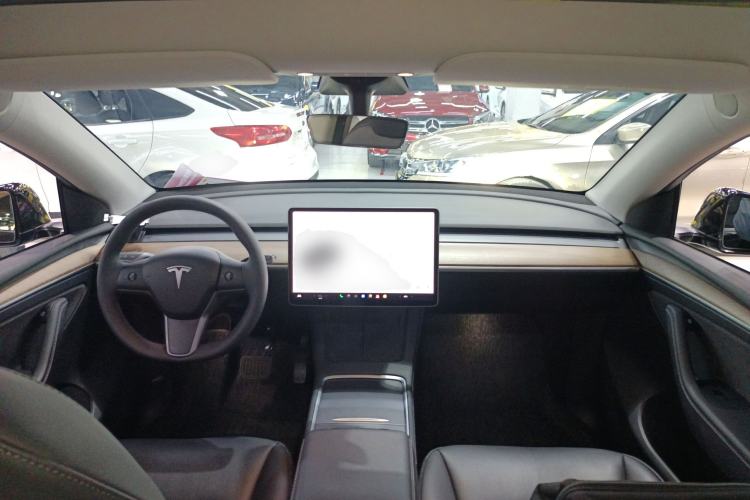 Used Tesla Model Y 2021 Long-Range All-Wheel-Drive Version