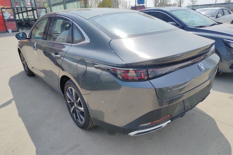 Used CHANGAN Eado 2025 Blue Whale 1.5T 500Bar Prestige Model