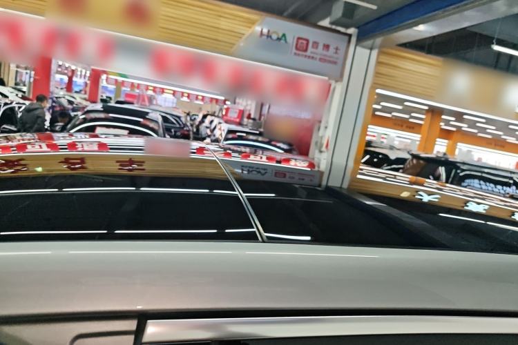 Used Li Auto L8 2023 Pro Model
