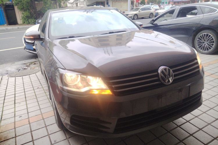 Used Volkswagen Bora 2014 1.6L Automatic Fashion Model Exterior 1