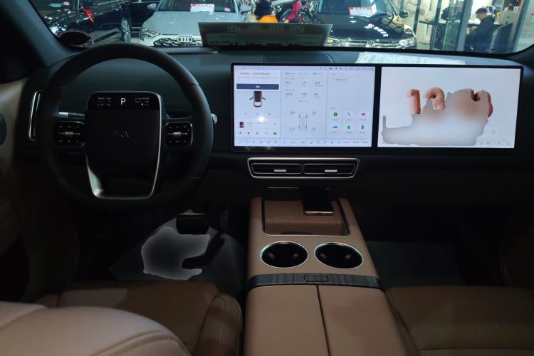 Used Li Auto L6 2025 Pro Smart Refresh Edition Center Console