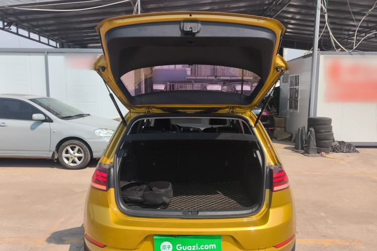 Used Volkswagen Golf 2018 180TSI Automatic Comfort Model
