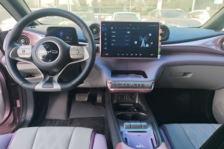 Used BYD Dolphin 2023 420 km Fashion Edition